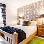 Victoria Place Apartment