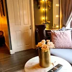 Belfast Cosy Cabin