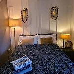 Belfast Cosy Cabin