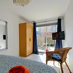 Kings Lodge One Bed Apartment