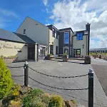 Standing Stones Lodge