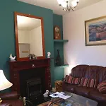 Cosy Town House