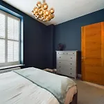 Fitzrovia Mansion Apartments In Belfast\'S Cathedral Quarter