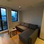 Stylish 1 Bed Apartment In Belfast City Centre