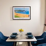 River Side Apartment, City Centre - Beautiful View And Free Parking!