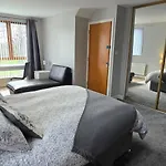 Alexandra Park Town House 223