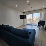 2 Bedroom City Centre Apartment With Terrace