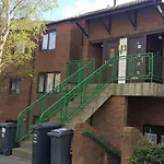 Stranmillis Court Apartment
