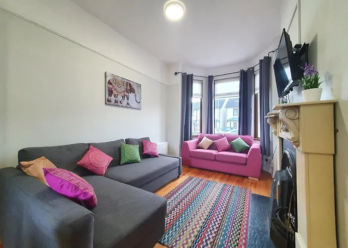 Shaftesbury Avenue Townhouse