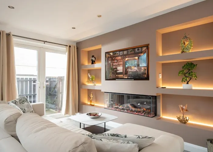 Cosy Modern City Centre 2 Bed Apartment