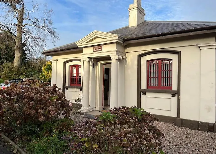 The Lyttle Cottage