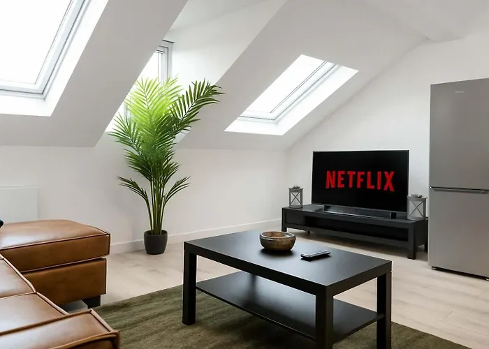 Stunning 1 Bed Penthouse Apartment In East Village, Belfast - Walk To City Centre, Roof Terrace