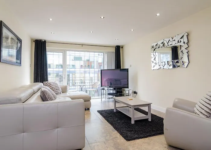 Central City Apartment - Free Parking