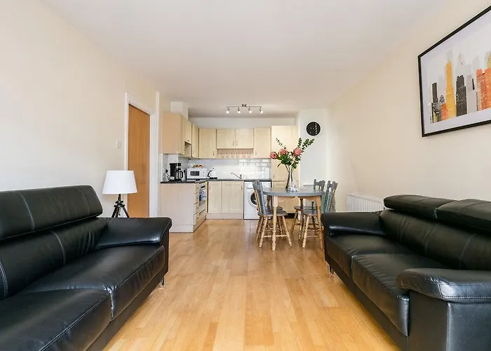 City Centre Serviced Apartments