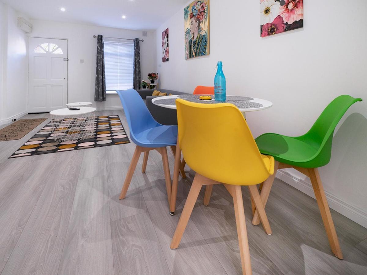 Pass The Keys - Bright & Airy 2br 2bath In Perfect Location Apartment *