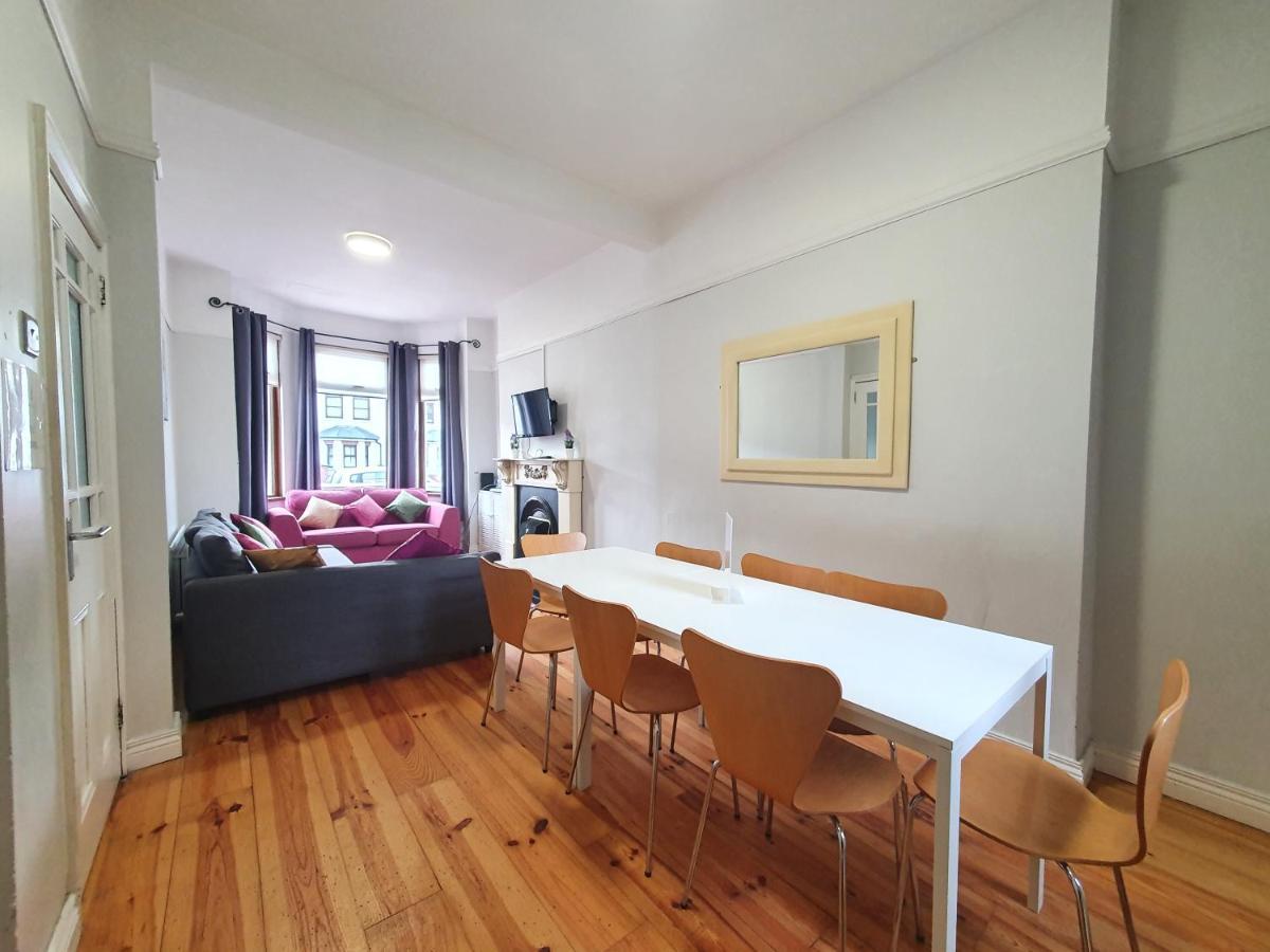 Shaftesbury Avenue Townhouse Holiday home