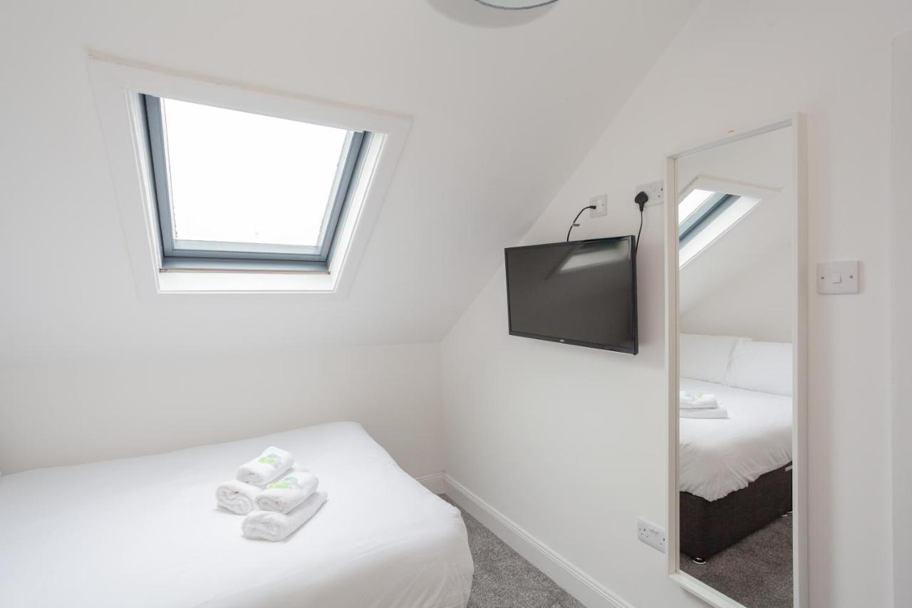 The Avenue Guest house *