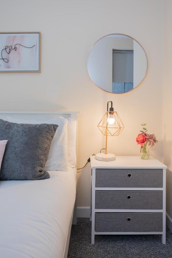 South Apartment *