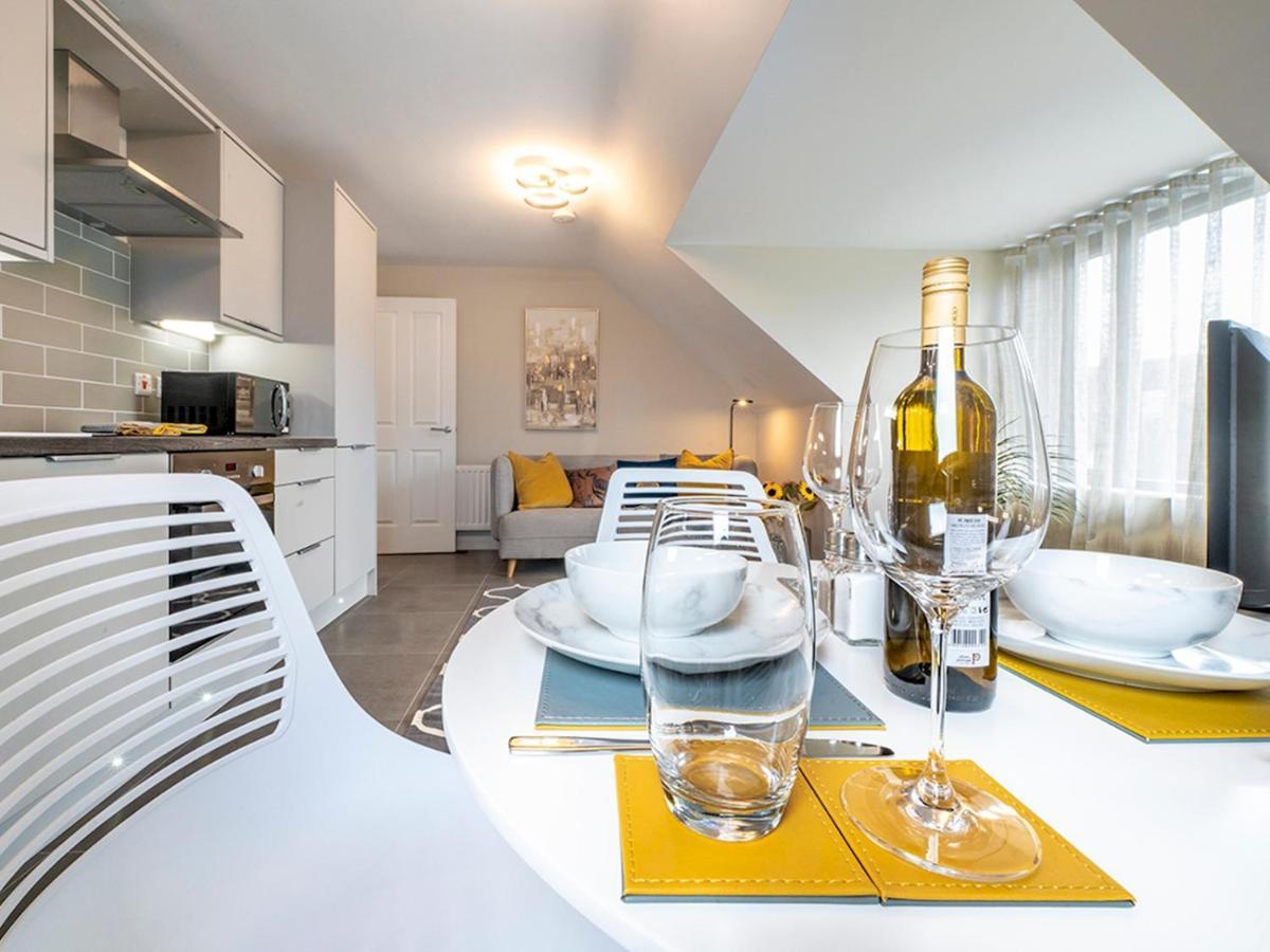 Apartment Pass The Keys Luxurious 1br Apt In Prime Location With Top Amenities Belfast