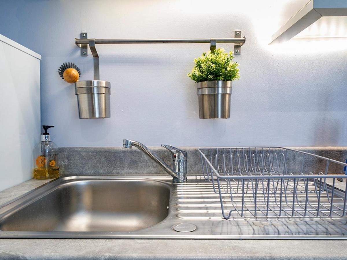 Pass The Keys Lovely 2br Loft In Perfect Location *