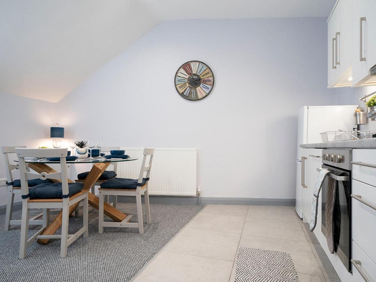 Pass The Keys Lovely 2br Loft In Perfect Location Apartment