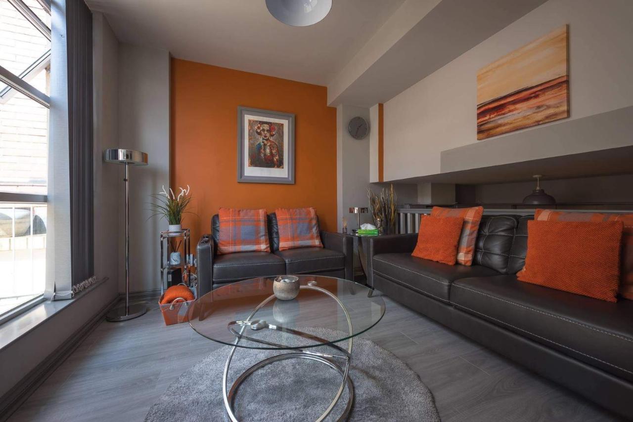 City Centre Penthouse With Parking And Balcony Belfast
