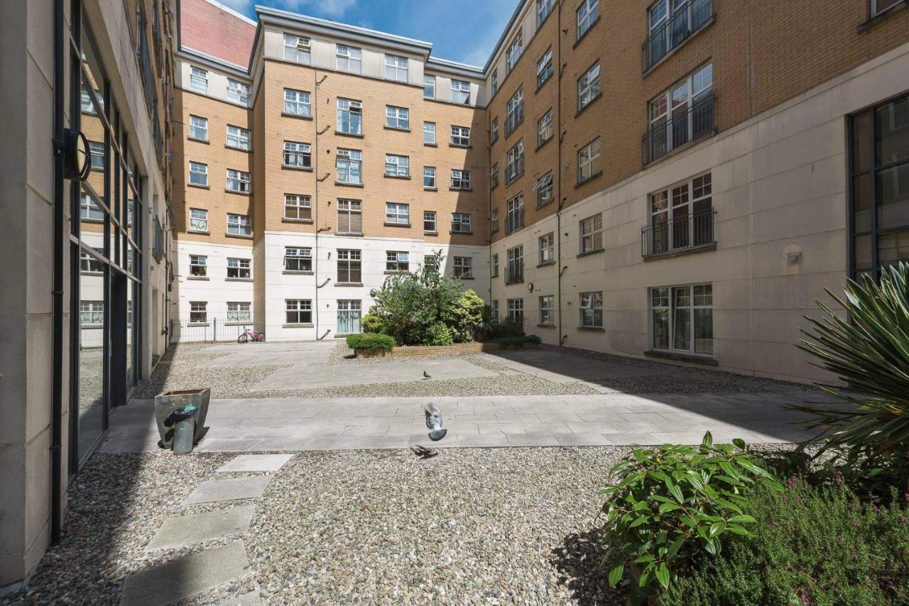 Apartment City Centre Penthouse With Parking And Balcony *