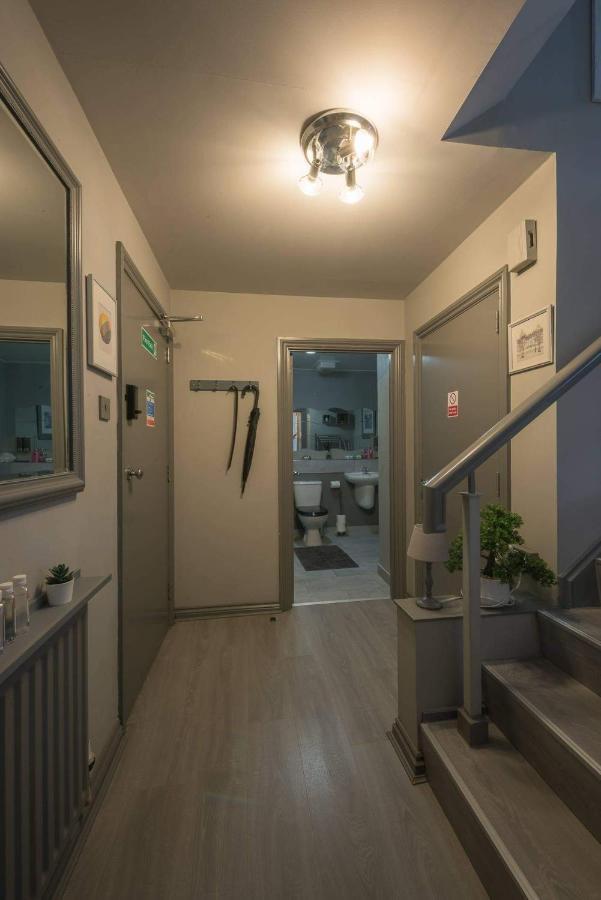 City Centre Penthouse With Parking And Balcony Belfast