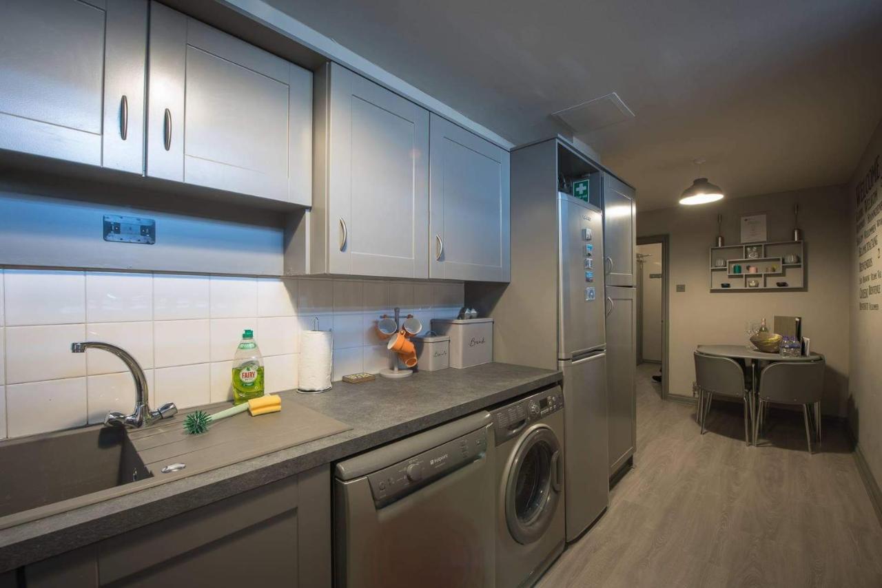 City Centre Penthouse With Parking And Balcony Apartment *