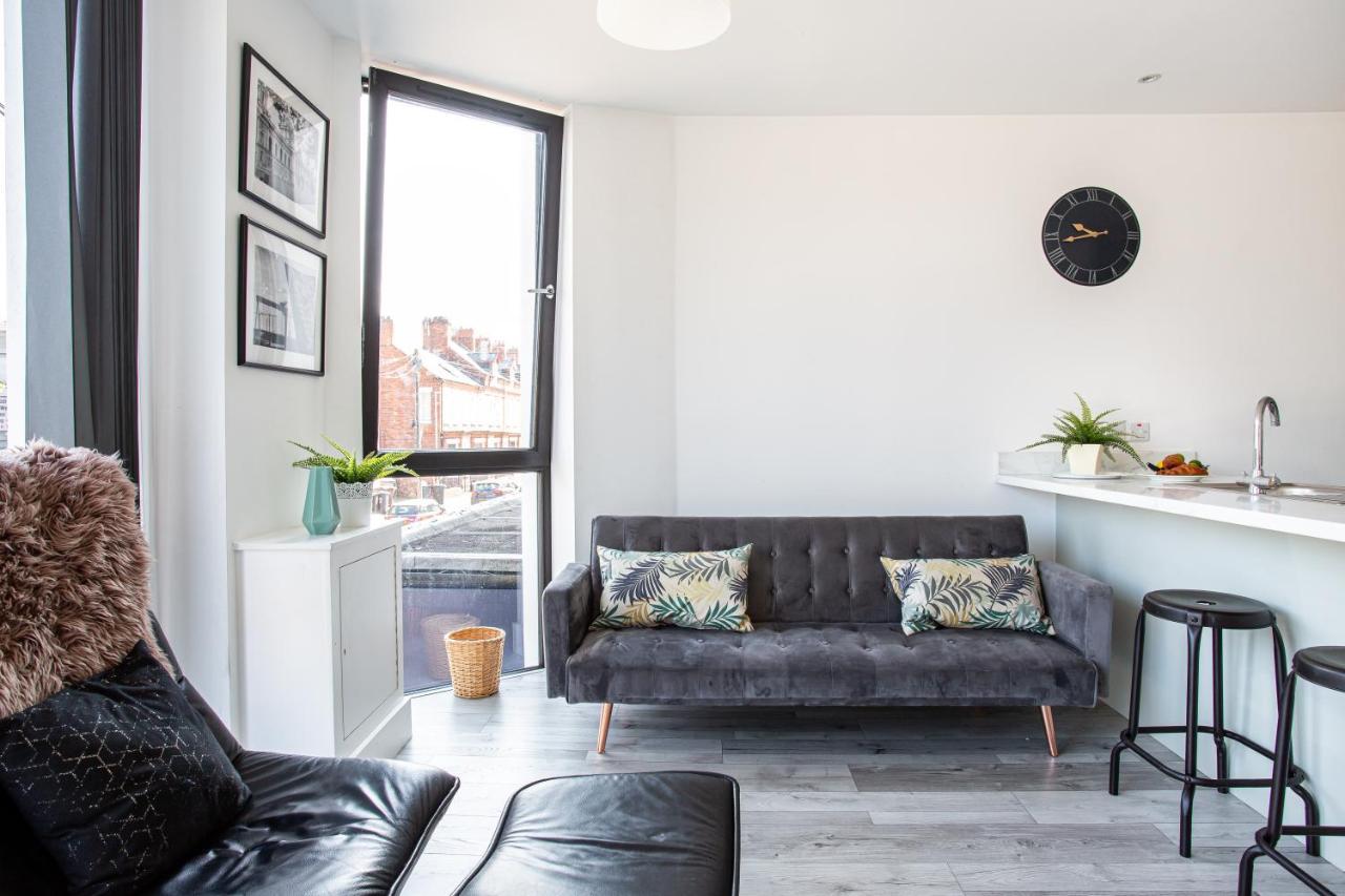 Luxury Fully Equipped Kitchen Ormeau Park