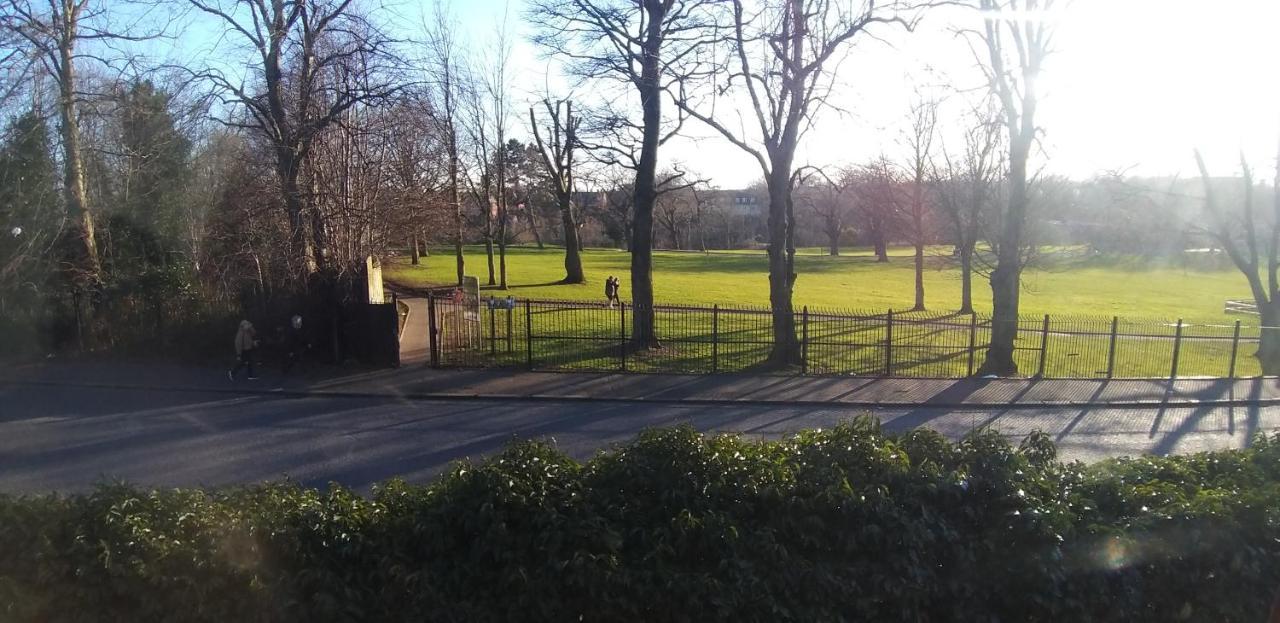 Homestay Alexandra Park Town House 223 Belfast