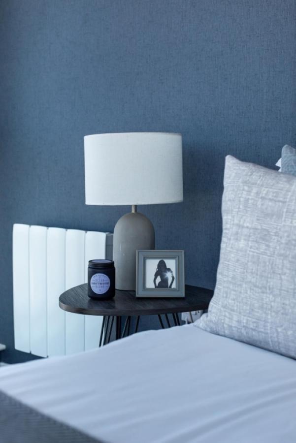 Best City Views, Sleeps 6, Fabulous Interiors Apartment