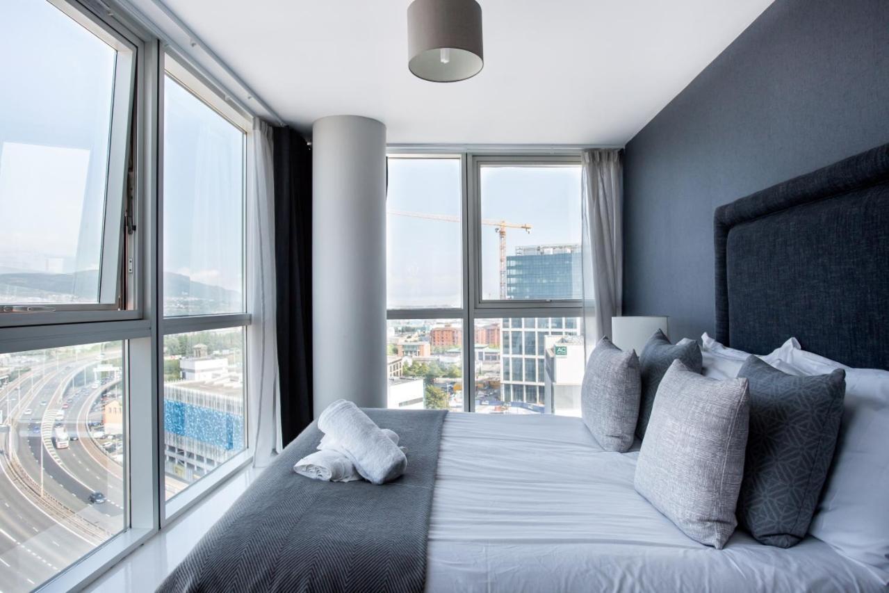 Apartment Best City Views, Sleeps 6, Fabulous Interiors