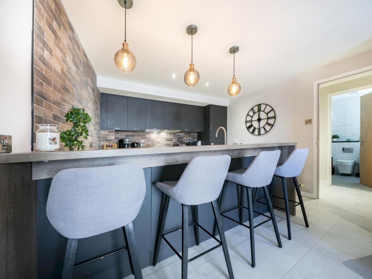 Pass The Keys Stunning 1br In No 1 Location With Free Parking Apartment Belfast