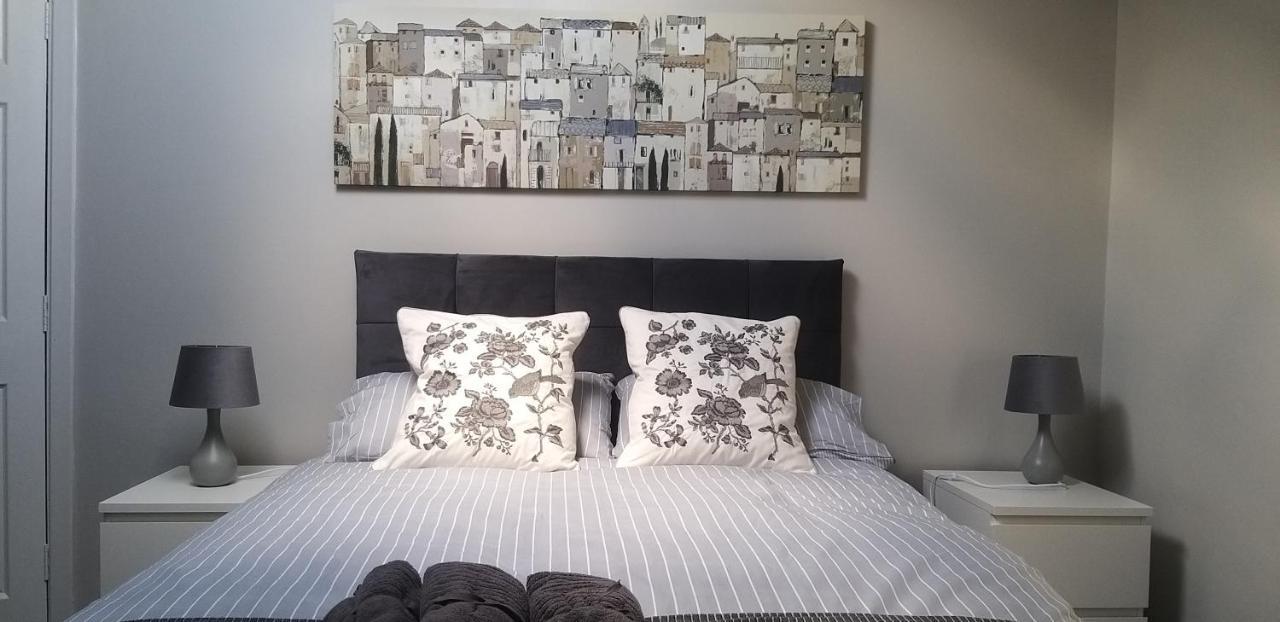 Homestay St. Street Townhouse