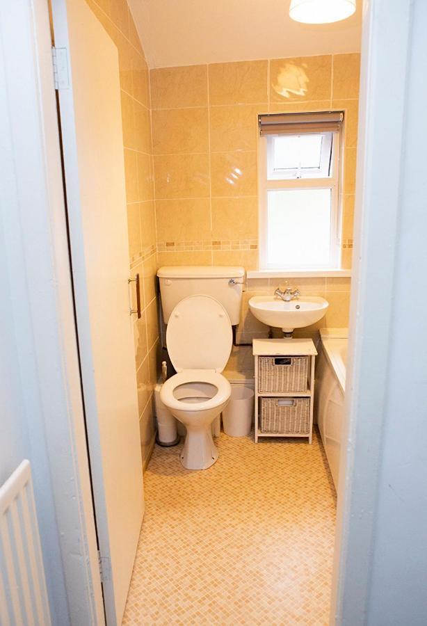 Holiday home Cheerful 2 Bedroom House With Patio And Office Belfast