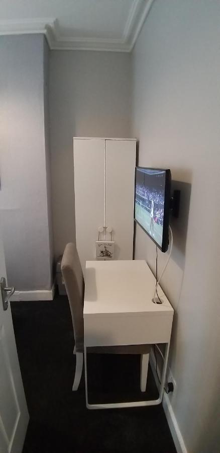 Homestay St. Street Townhouse *