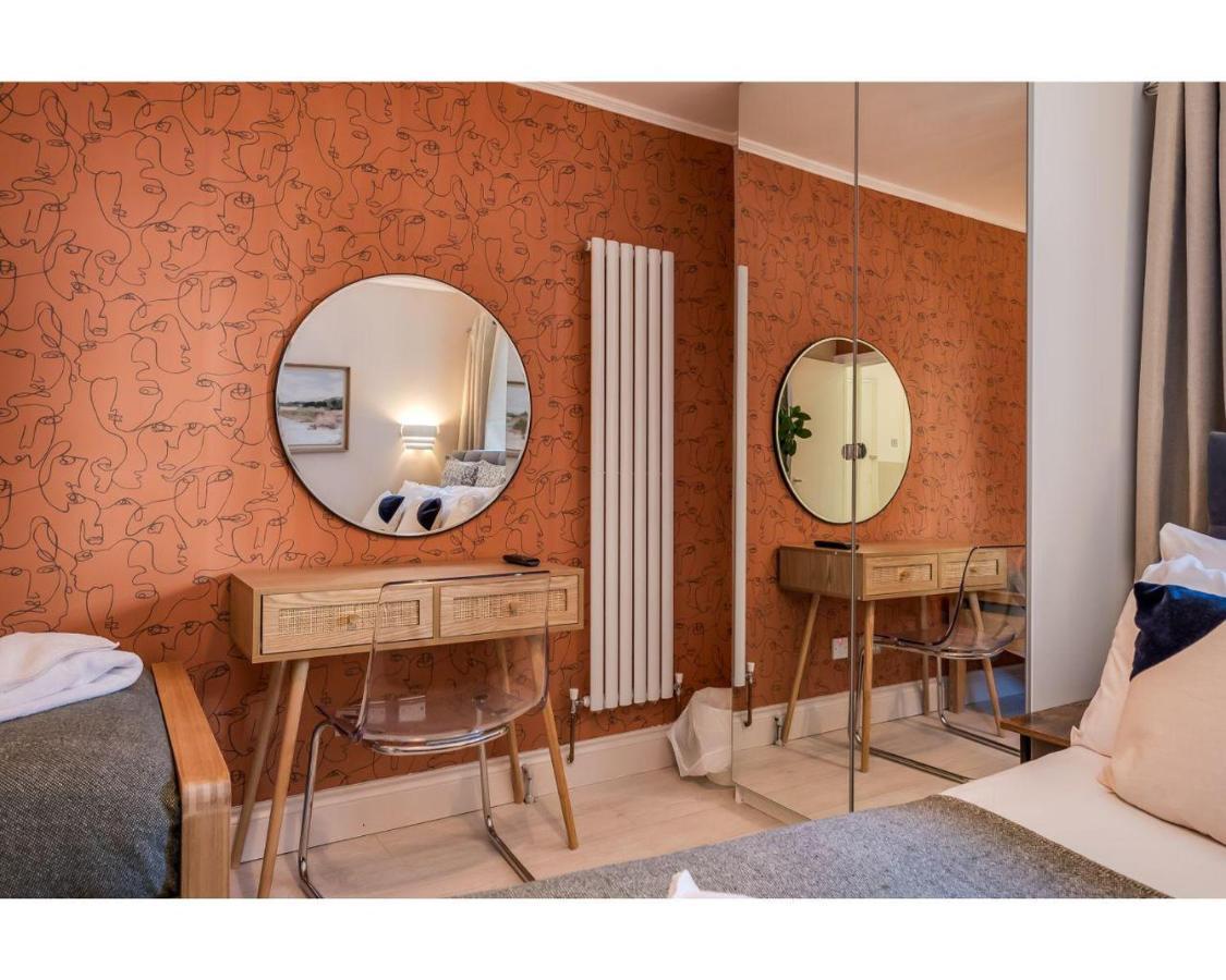 Central Belfast Apartments: Citygate Apartment