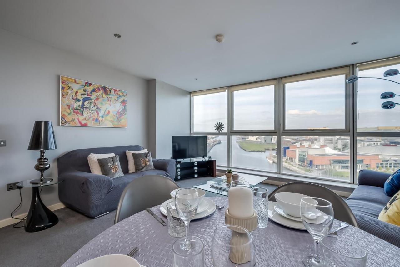 Entire With Sea View In Prime Location *