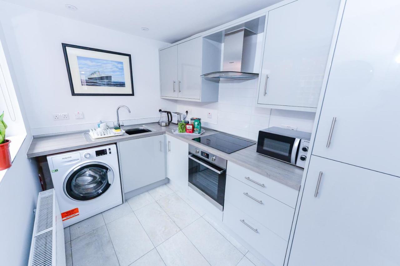Sunnyside Up - Ormeau Townhouse Holiday home