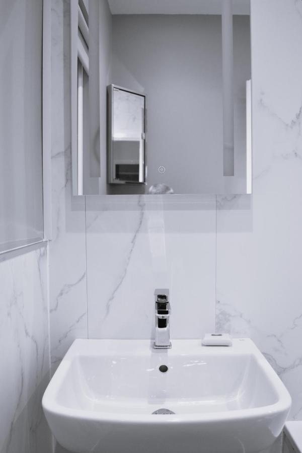Sunnyside Up - Ormeau Townhouse