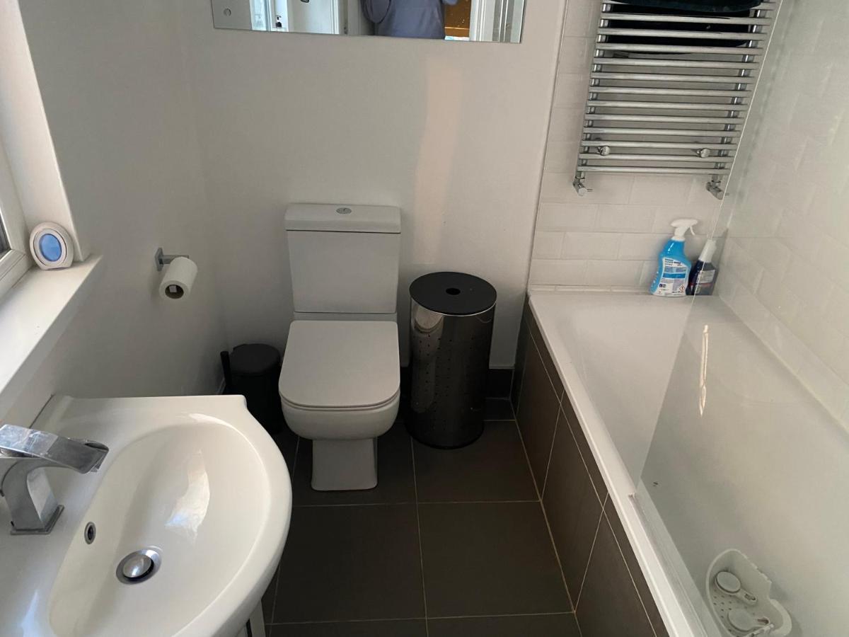 Victorian South Area Lisburn Road 3 Double Bedrooms - Great Transport Links *