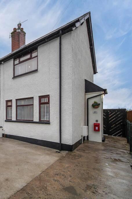 Villa Ardoyne 'sleeping 4 Guests' *