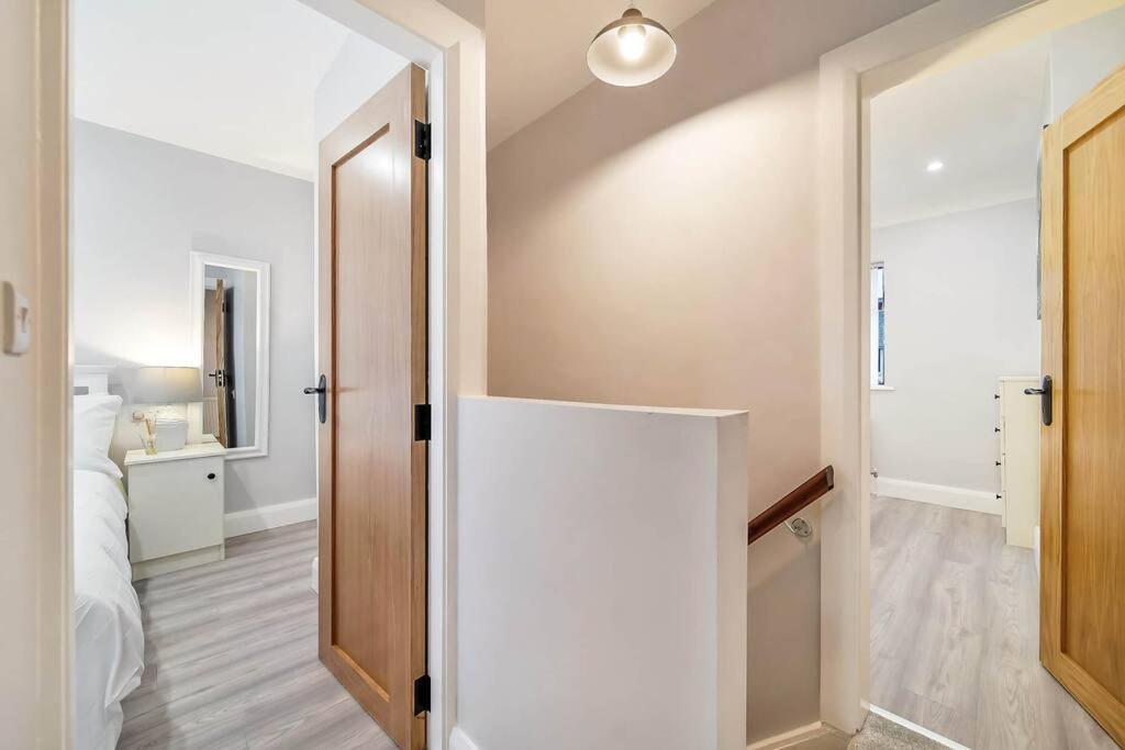 Villa Ardoyne 'sleeping 4 Guests' Belfast
