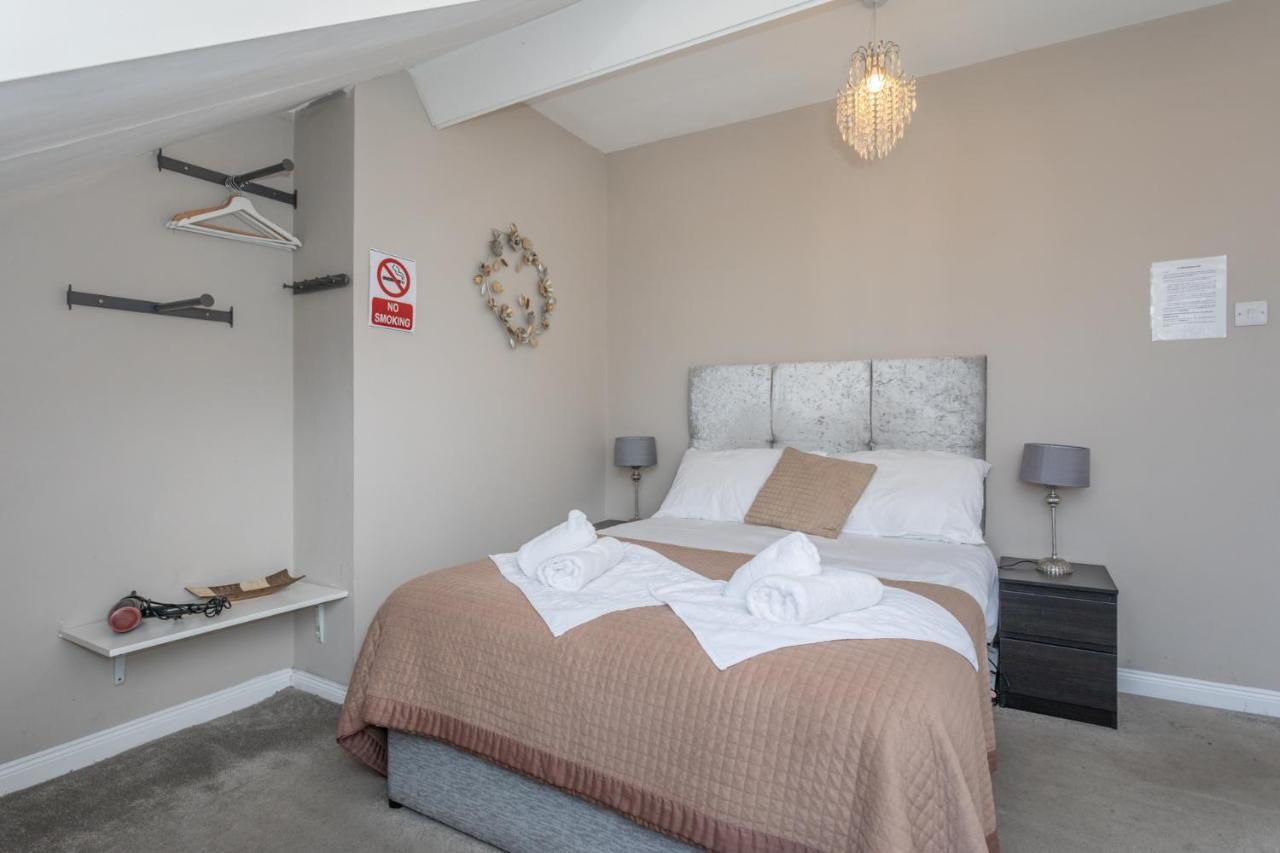 The Avenue Guest house