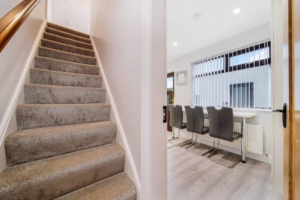Villa Ardoyne 'sleeping 4 Guests' Belfast