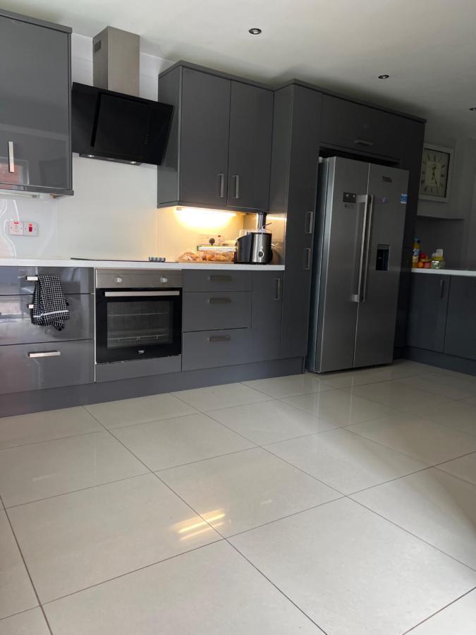 Macs Homestay *