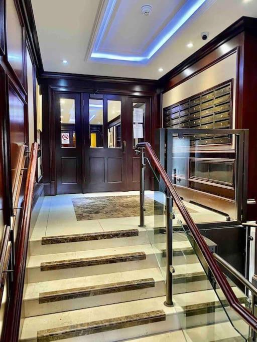 Amazing City Centre 1 Bedroom With Balcony Lgbtq Friendly * Belfast