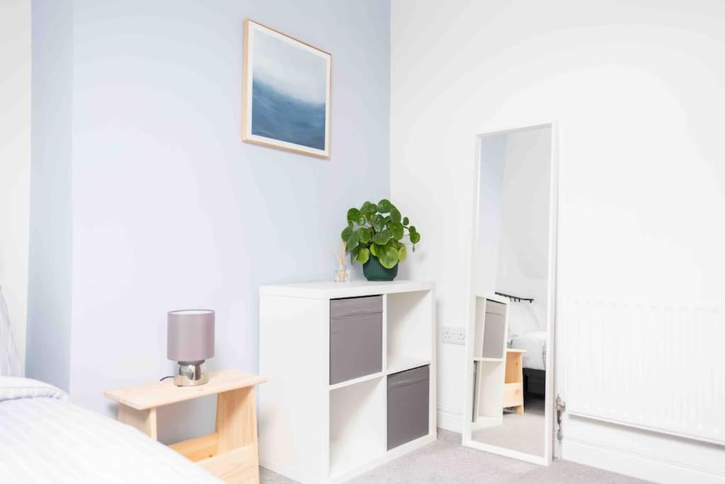 Charming 3 Bedroom Townhouse * Belfast