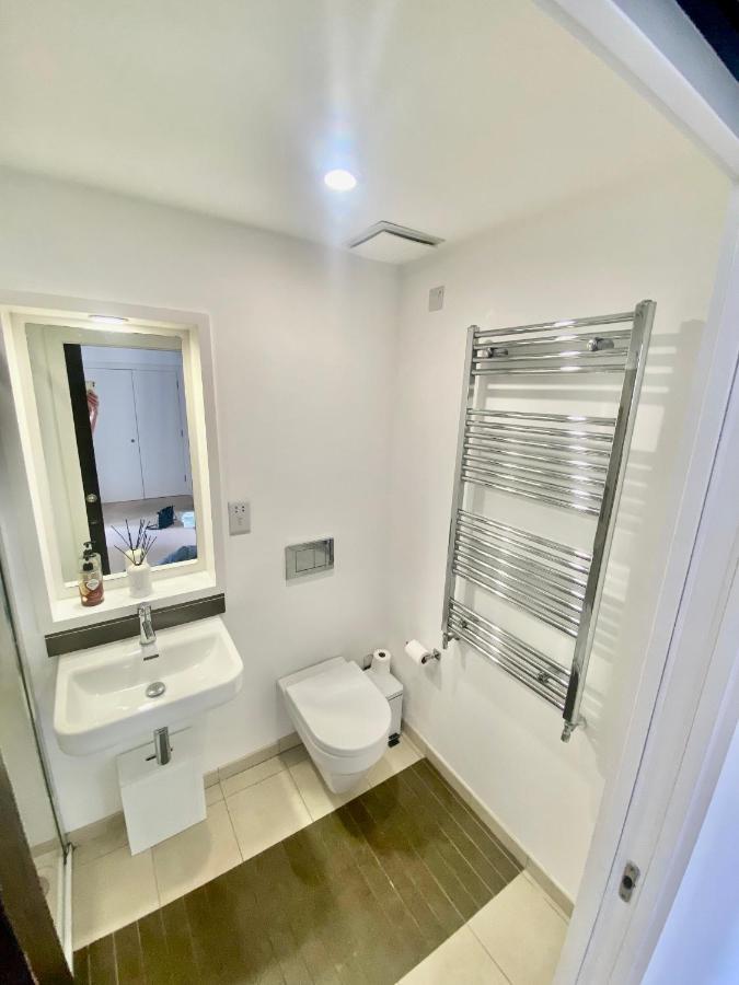 Amazing City Centre 1 Bedroom With Balcony Lgbtq Friendly * Belfast
